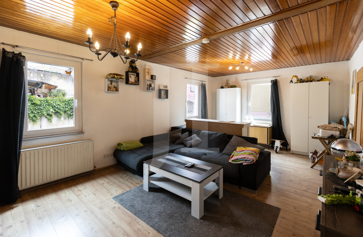 b3de4e8d-b14d-4437-8b1f-af244239f320