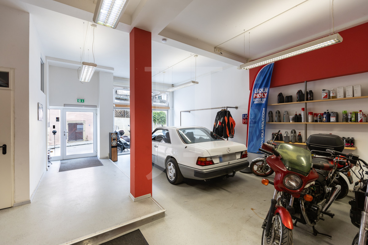 bec166e5-92f8-4c3d-b52d-c628d09c6e49