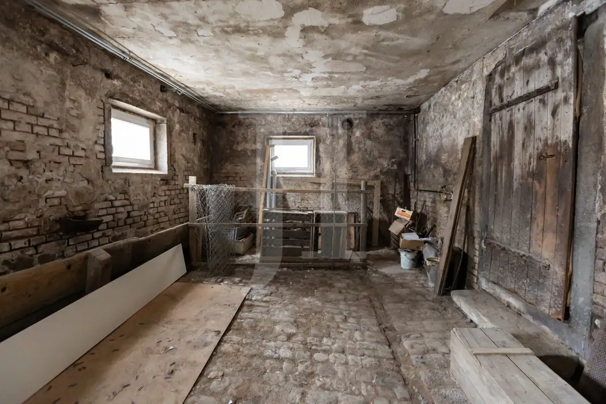 e2b068e5-8294-461d-96d1-9cf4fdce9878