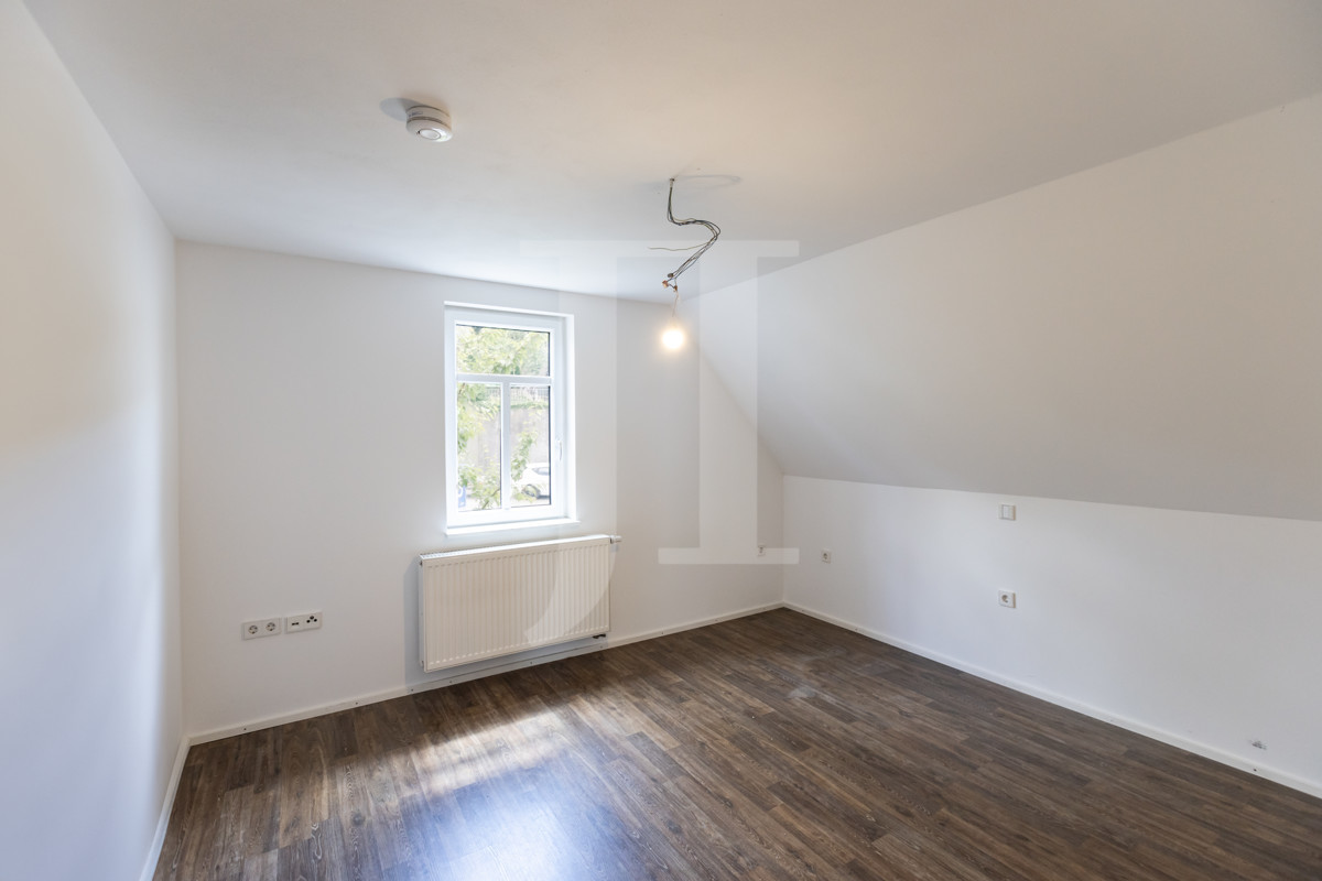 fb17f6d1-7e8c-4706-aea9-b26ac7ab29c5